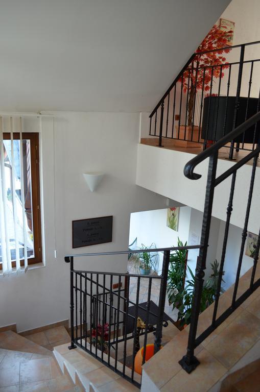 Hotel U Kapra Lázně Bělohrad Bagian luar foto