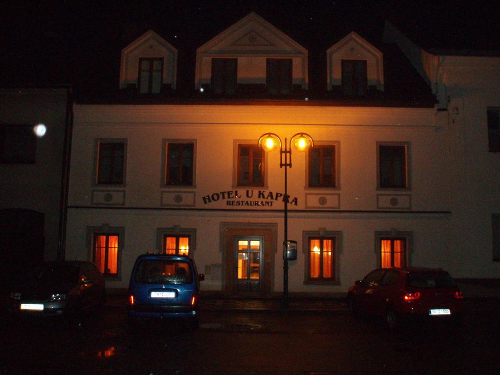 Hotel U Kapra Lázně Bělohrad Bagian luar foto