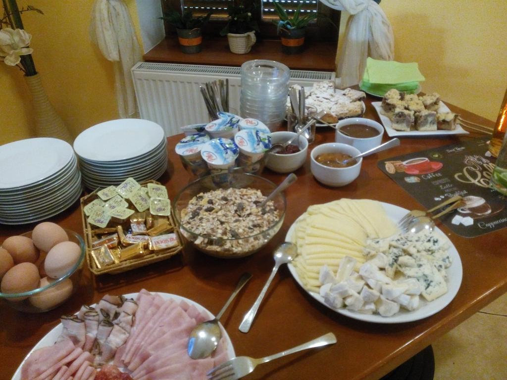 Hotel U Kapra Lázně Bělohrad Bagian luar foto